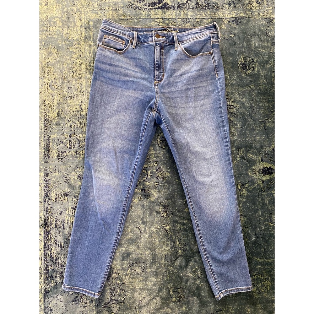 Universal Thread high rise skinny blue jeans EUC